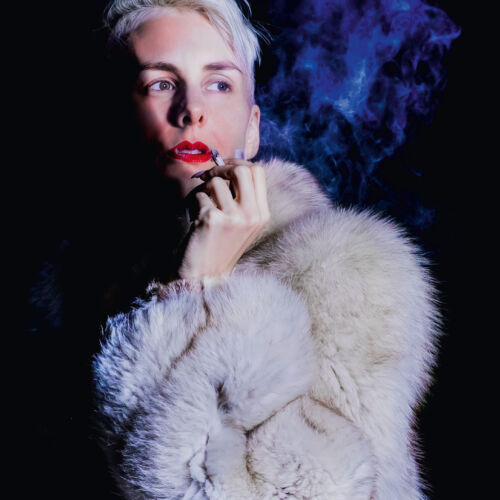 Bild: Lisa Eckhart - 1. Oktober 27